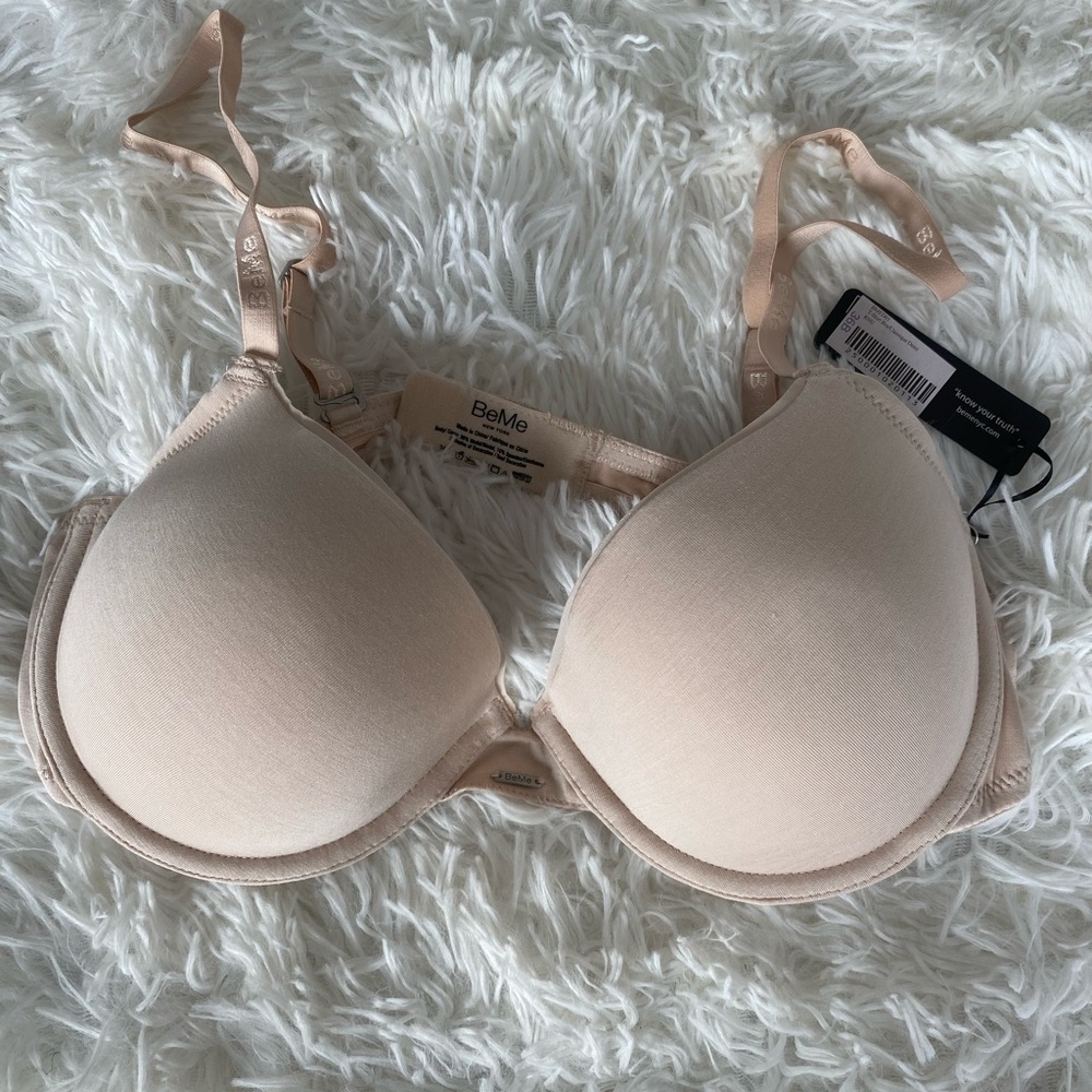 NWT. Cream Tan T-Shirt Bra 36B Lightly Lined Underwire Everyday Bra